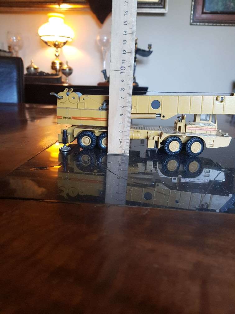 Vintage Die Cast Grove Crane. Model No 380. Scale 1:50