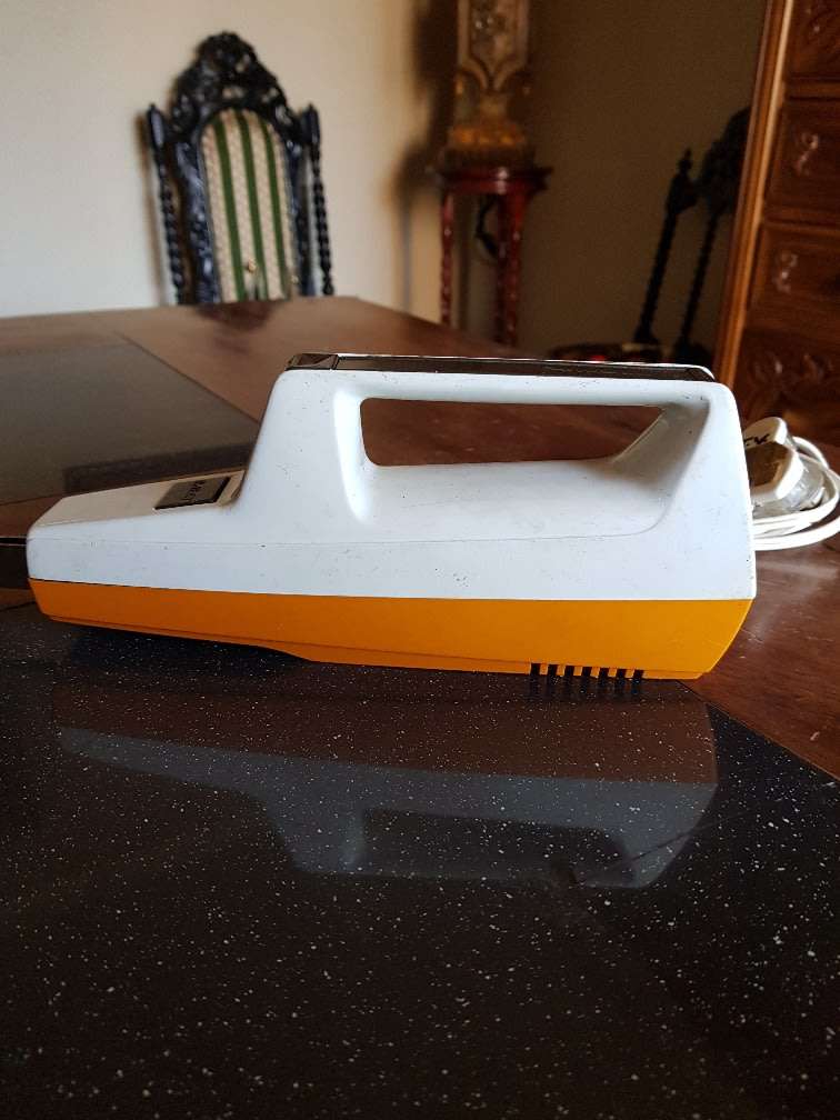 Vintage Moulinex Electric Knife. Marked