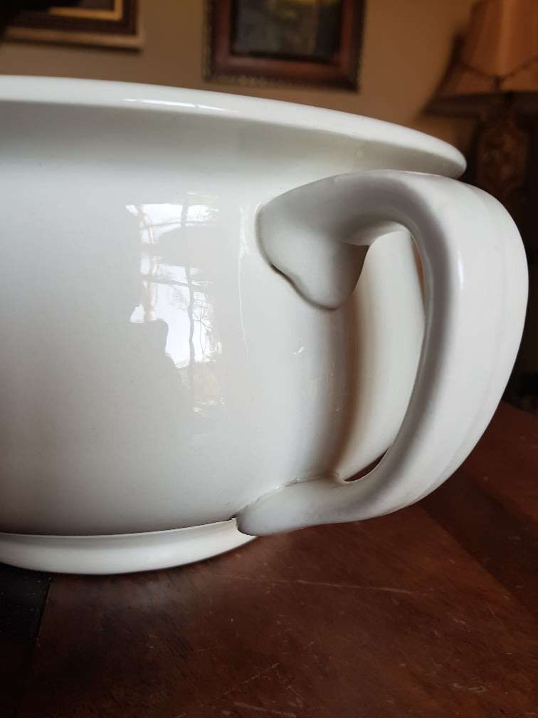 Beautiful Cecil Hotel Chamber Pot. Marked