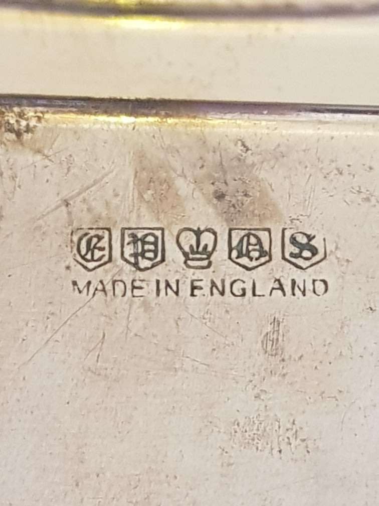 Beautiful Vintage Silver Plated Lidded Butter Dish. Marked