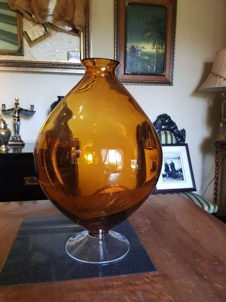 Absolutely Stunning Large Amber Vase. Stands 40 cm Tall