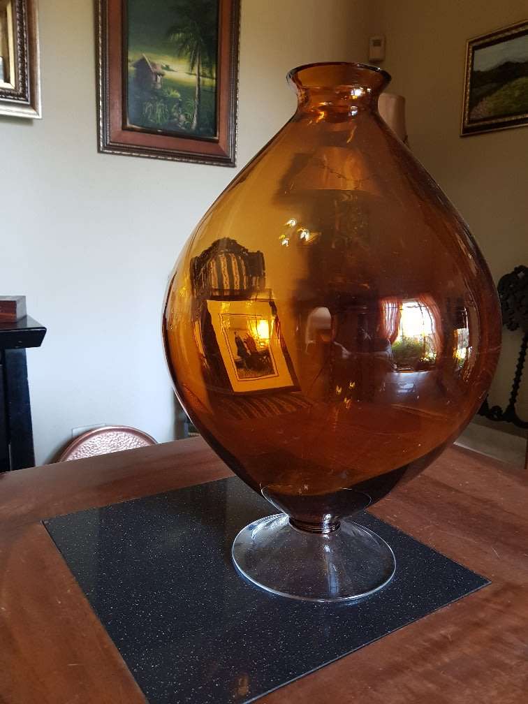 Absolutely Stunning Large Amber Vase. Stands 40 cm Tall