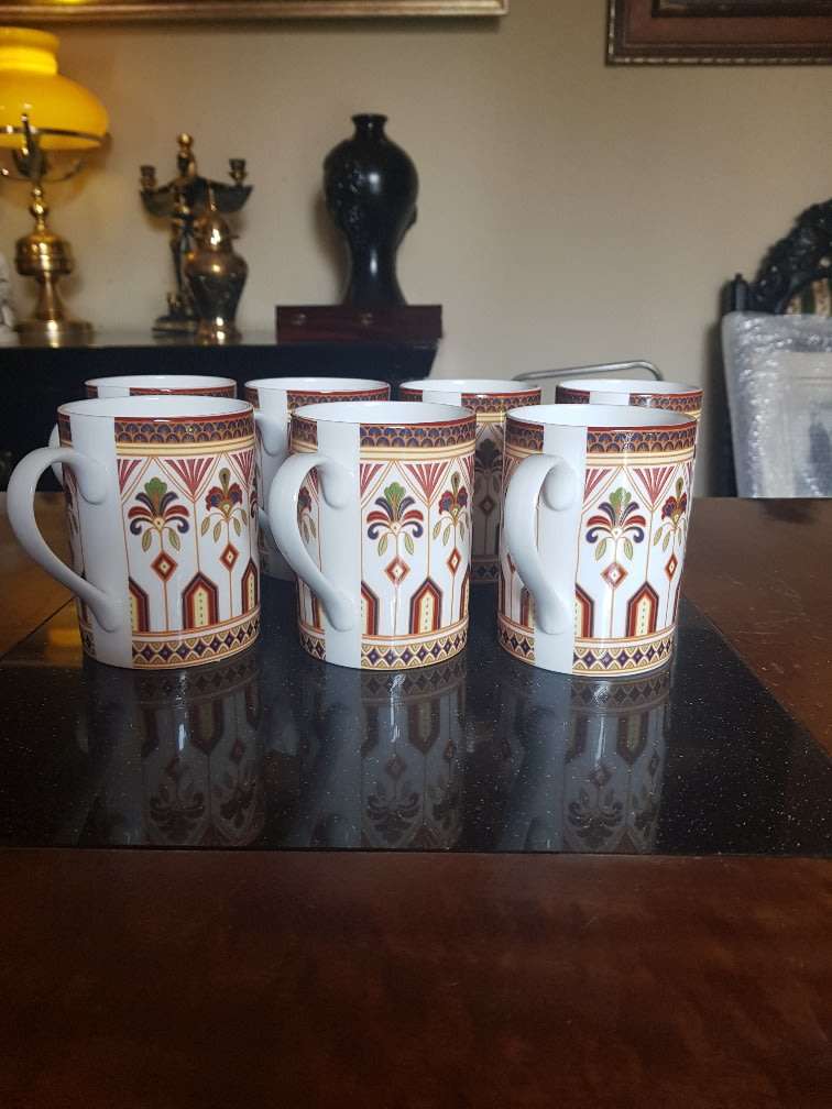 Beautiful Set of Queens Imari Mugs. Marked
