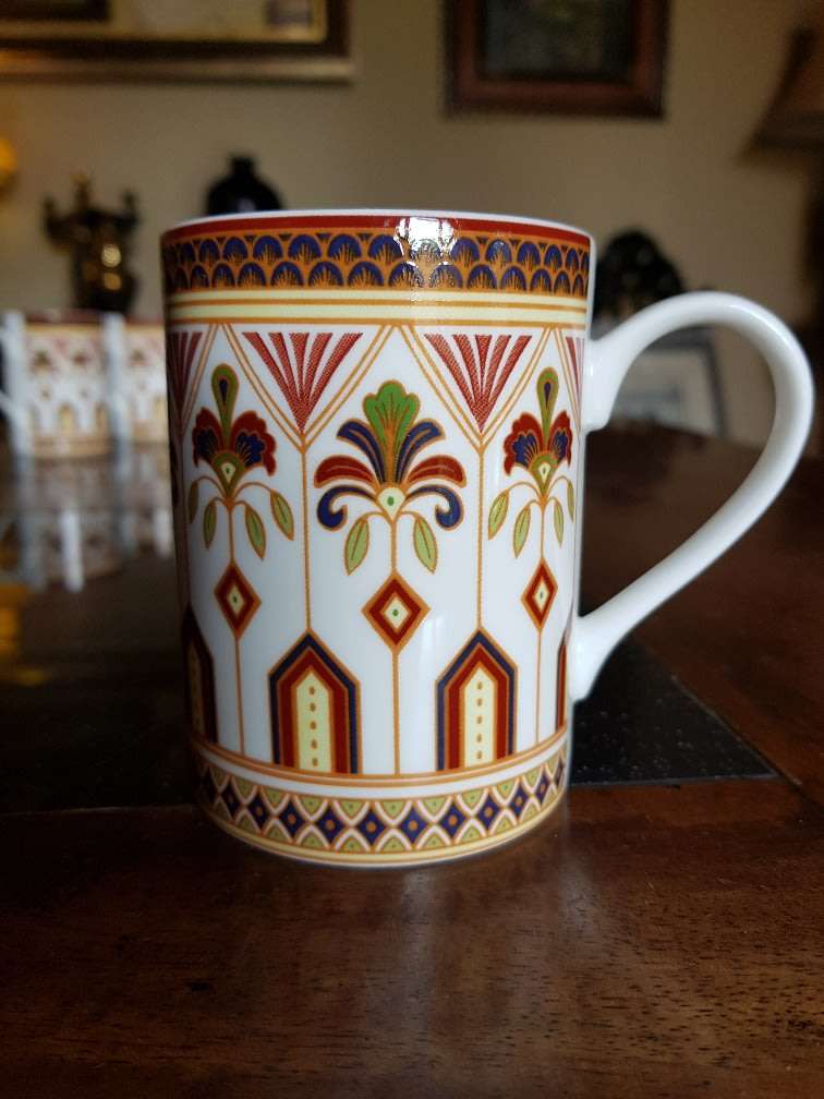 Beautiful Set of Queens Imari Mugs. Marked