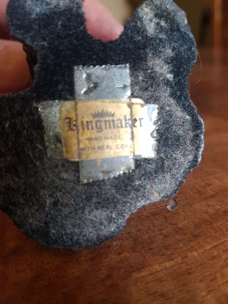 FREE SHIPPING!!!  Amazing Kingmaker Hand Carved Coal Dog Figurine. Markers Mark