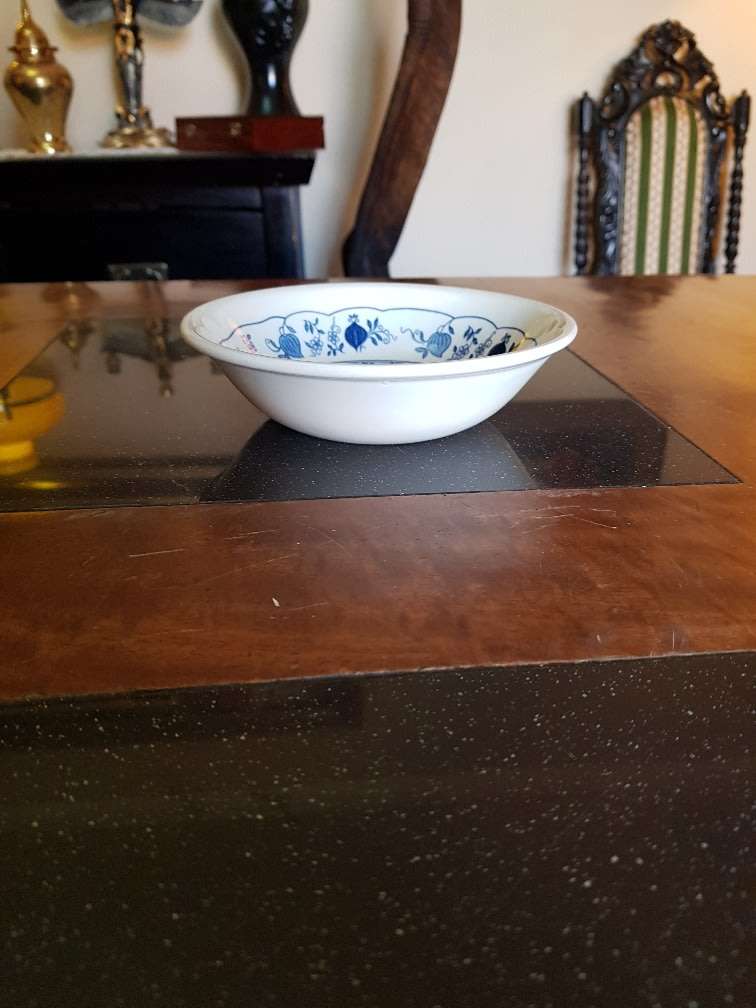 Biltons England Small Bowl in Blue and White