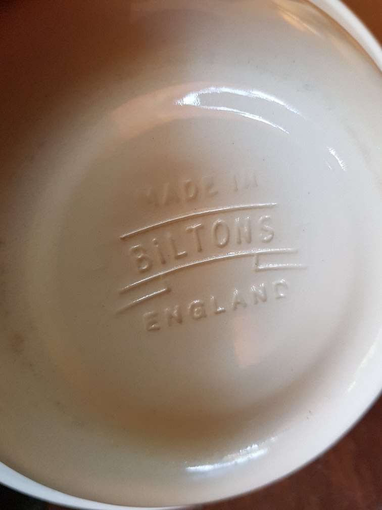 Biltons England Small Bowl in Blue and White