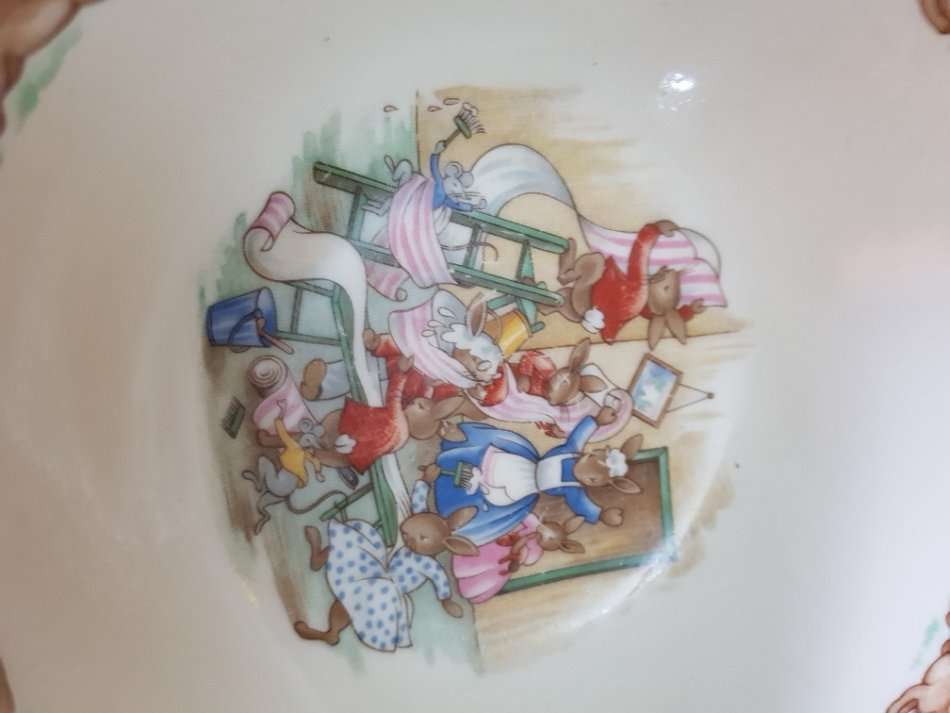 Beautiful Vintage Bunnykins Bowl. Makers Mark