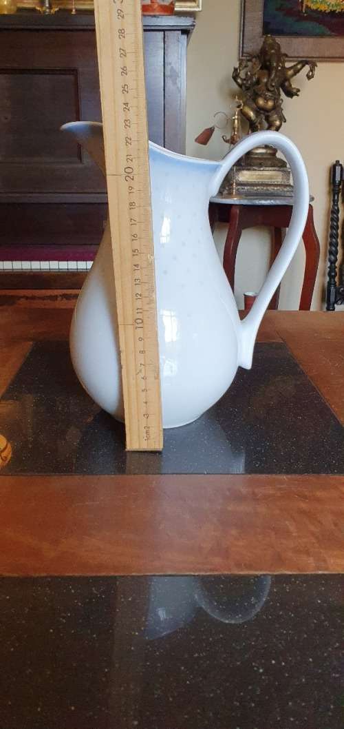 Stunning Jamie Oliver 1.5 Ltr Juice/Milk Jug 23 cm Tall.