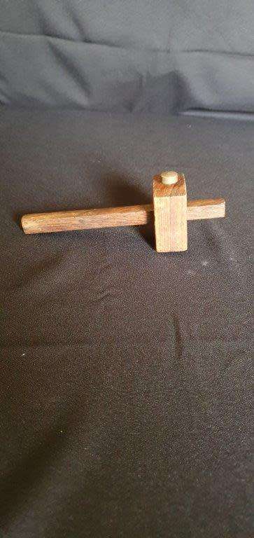 Vintage Carpenter's Line Gauge