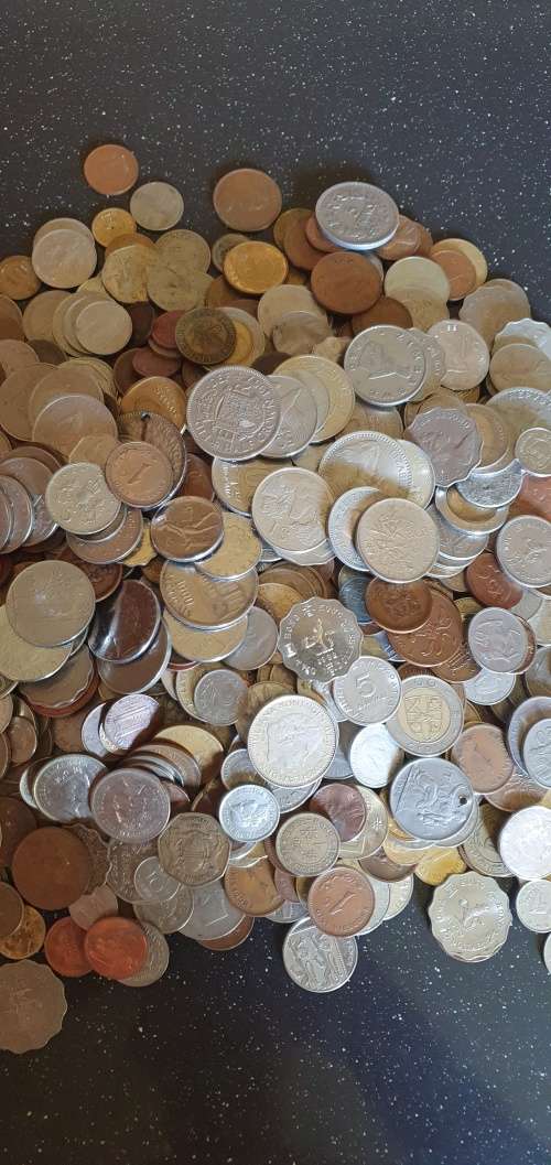 4.3 Kilograms Coins From Every Corner Of The Earth