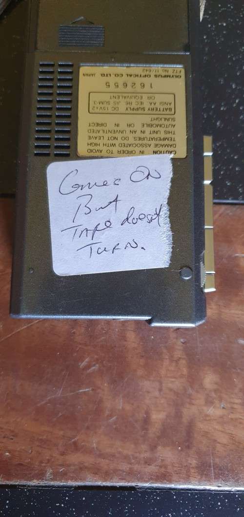 Olympus Pearlcorder R905 Radio and Microcassette Player.