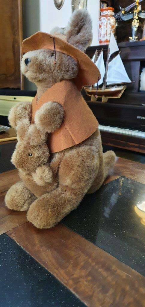 Beautiful Kangaroo and Baby Toy
