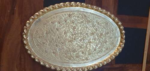 Beautiful and Large Vintage 75cm X 50cm Oval Brass Wall Hanging Plate