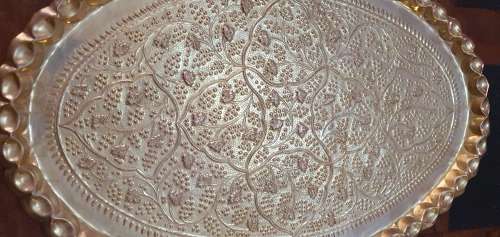 Beautiful and Large Vintage 75cm X 50cm Oval Brass Wall Hanging Plate