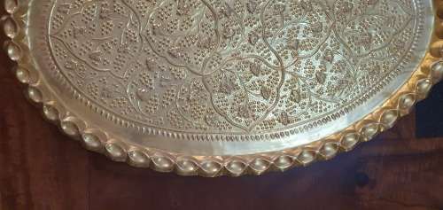 Beautiful and Large Vintage 75cm X 50cm Oval Brass Wall Hanging Plate