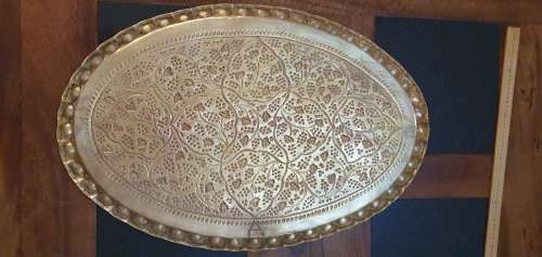 Beautiful and Large Vintage 75cm X 50cm Oval Brass Wall Hanging Plate