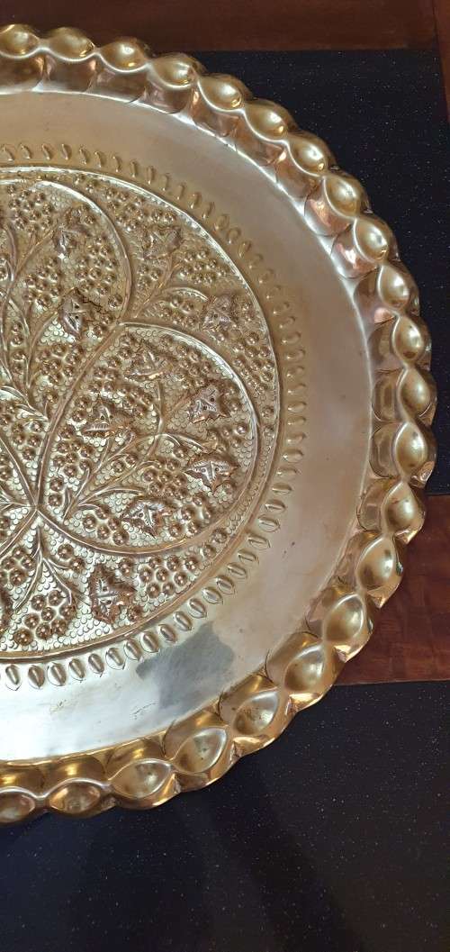 Stunning 44cm Vintage Brass Wall Hanger