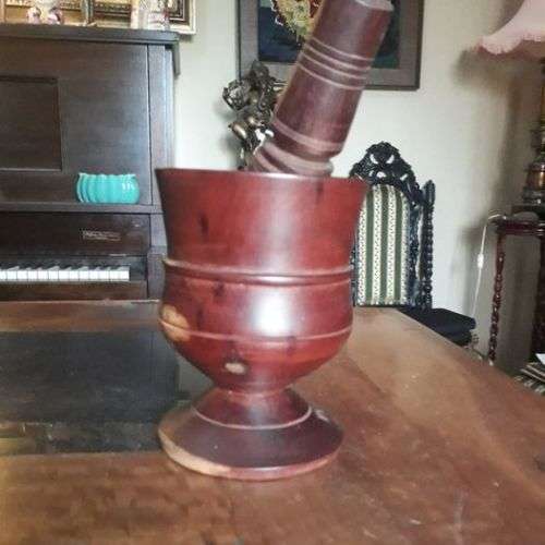 Large Mortal and Pestle