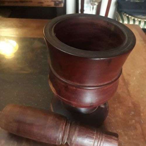 Large Mortal and Pestle