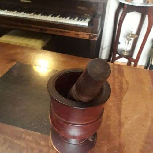 Large Mortal and Pestle