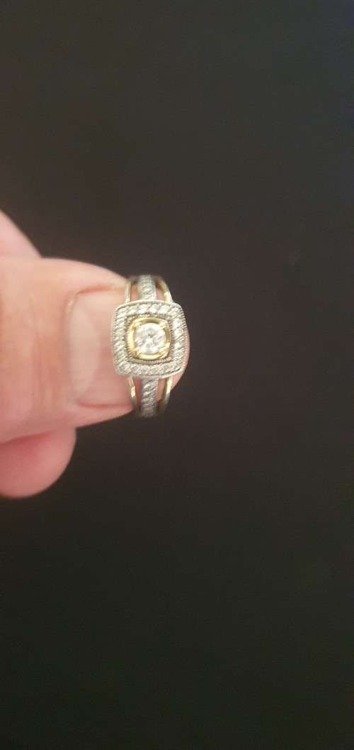 Stunning Ladies 925 Ring