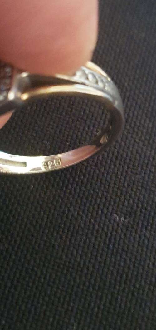 Stunning Ladies 925 Ring