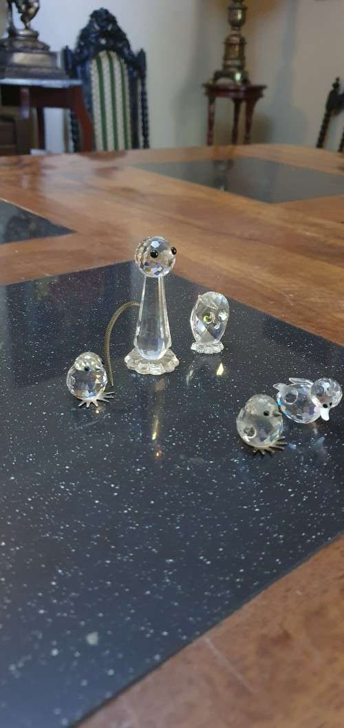 2 Beautiful Swarovski Miniatures Plus a Few Damaged Ones