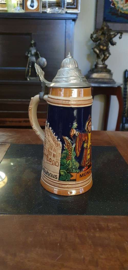 Beautiful Vintage Beer Stein