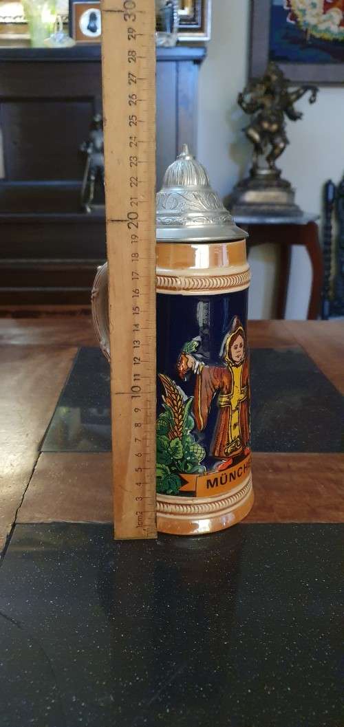 Beautiful Vintage Beer Stein