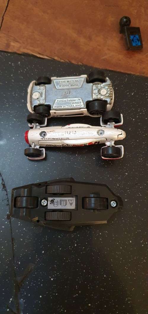 A Lot of Collectable LEGO People Plus a few Extras