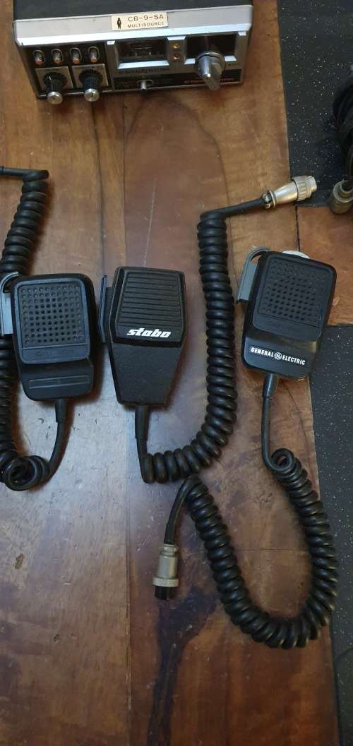 Vintage General Electric Cb Radio Plus a few Extra Parts