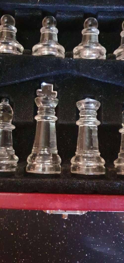 Beautiful Glass Chess Set