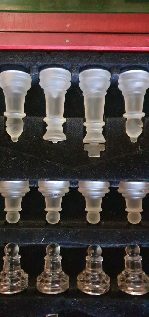 Beautiful Glass Chess Set