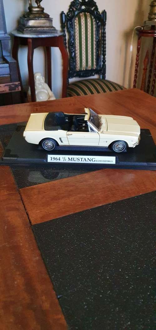 1964 1/2 Ford Mustang Convertable
