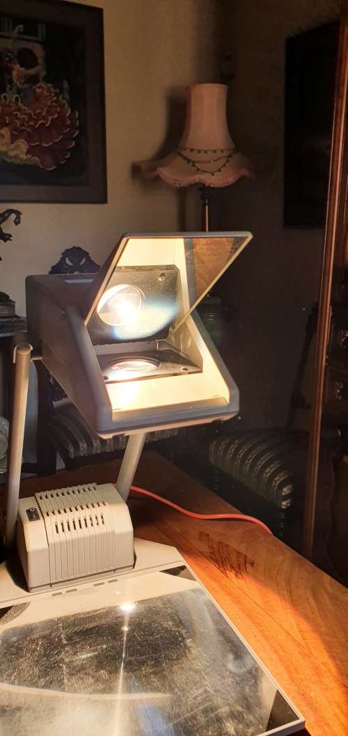 Vega Portable Overhead Projector