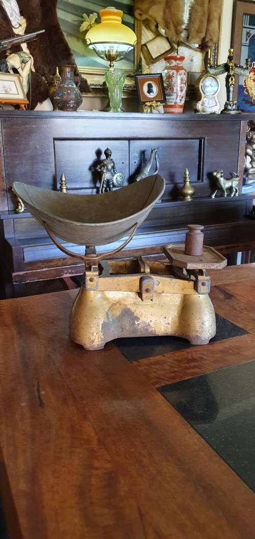 Vintage  FJ Thornton and CO.Ltd   Vegtable/Fruit Scale