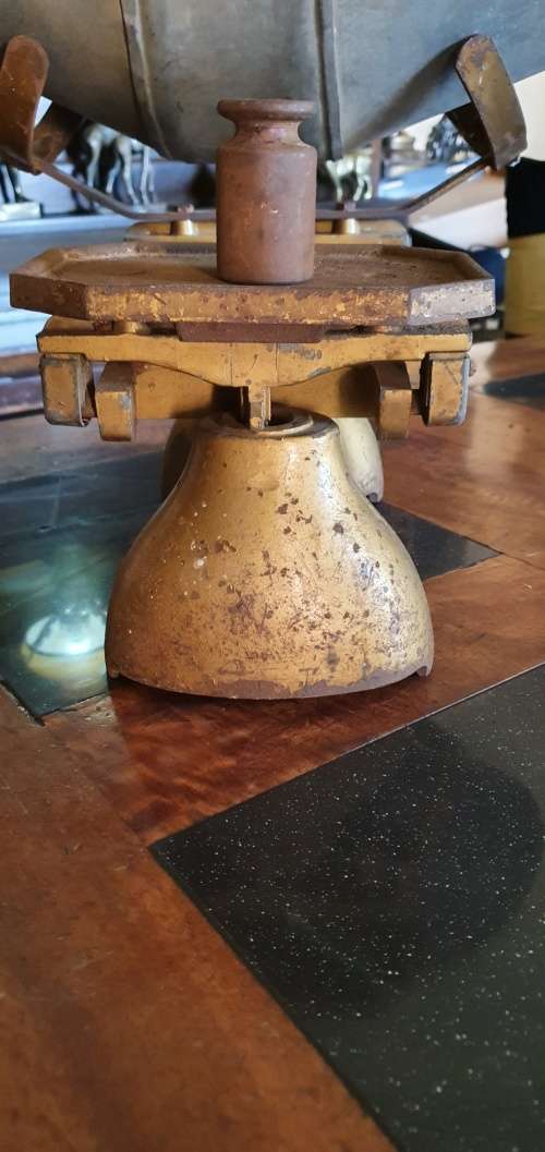 Vintage  FJ Thornton and CO.Ltd   Vegtable/Fruit Scale