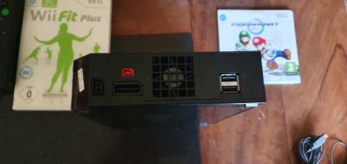 Wii Game + Accessories