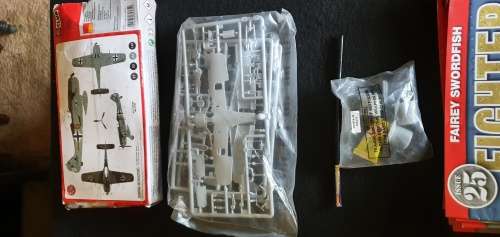 Die Cast Model Airlanes & Books Scale 1:48 & Smaller