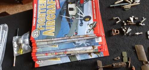 Die Cast Model Airlanes & Books Scale 1:48 & Smaller