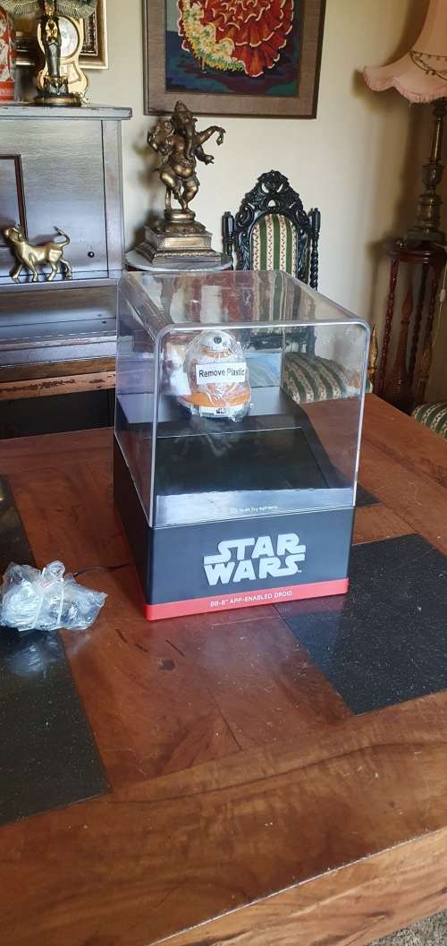 Unused Starwars Display Unit
