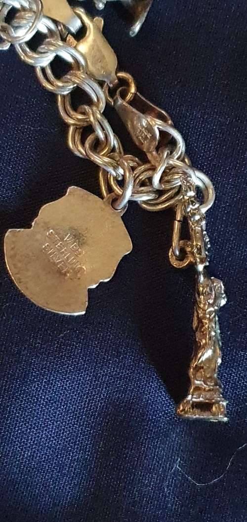 Absolutely Stunning 925 Charm Bracelet