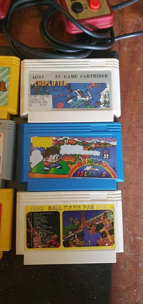 TV Game Console + Accessories & Games Cartidges