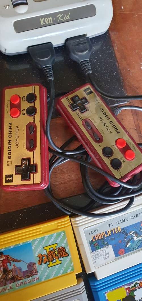 TV Game Console + Accessories & Games Cartidges