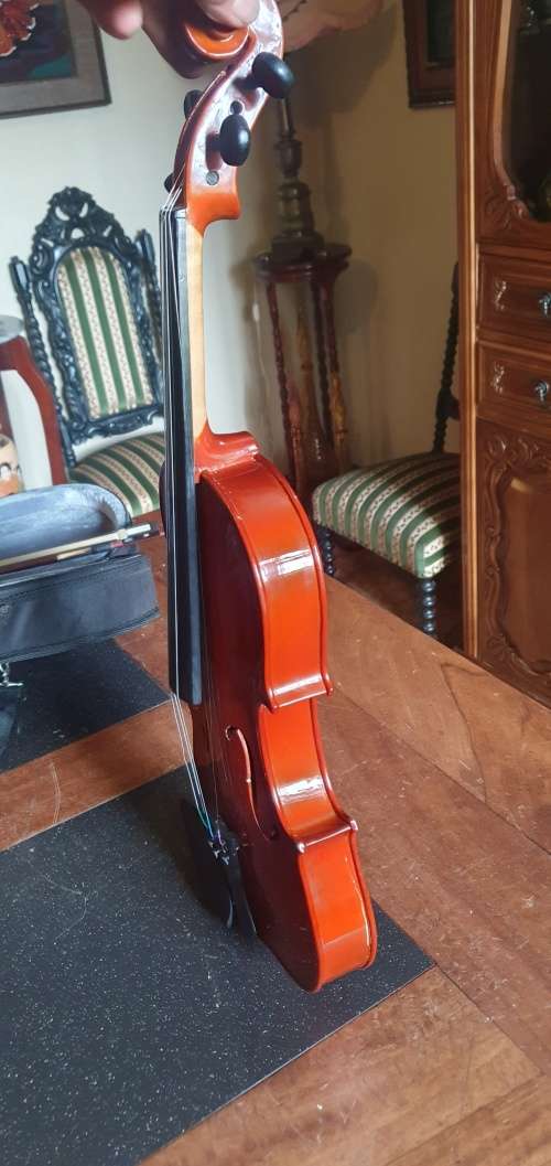 Beautiful Cremona Violin