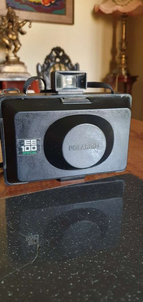 Vintage Polaroid Instant Camera EE 100 Special