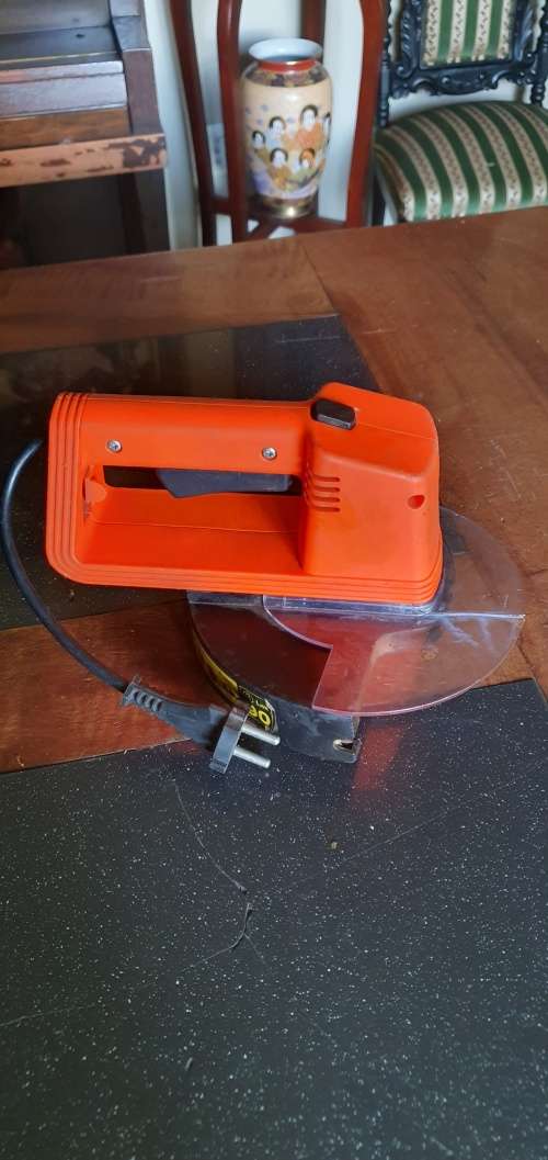 Hand Held Weed Eater