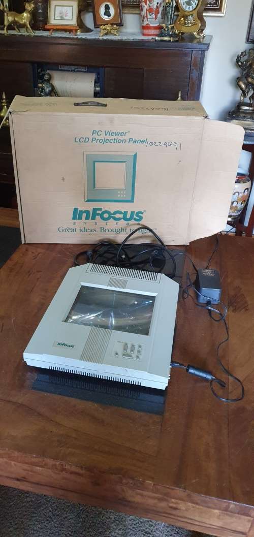 Infocus Pc Viewer LCD Projection Panel Projector
