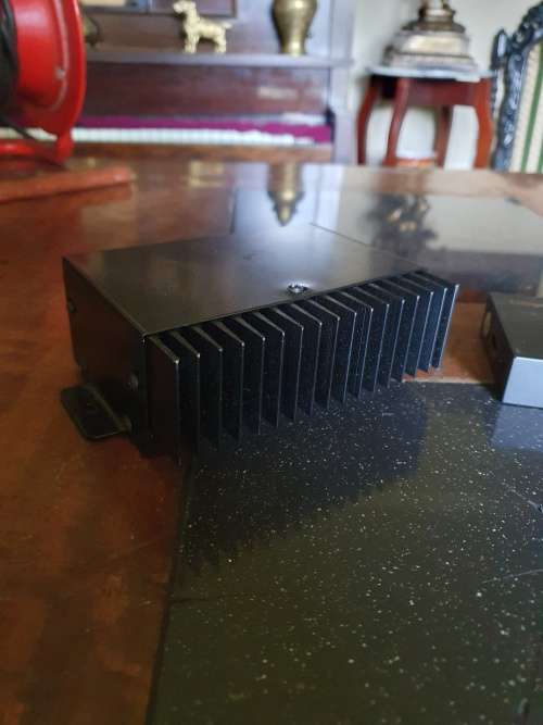 24v DC-DC Convertor+  Labgear 1-4 HDMI Splitter